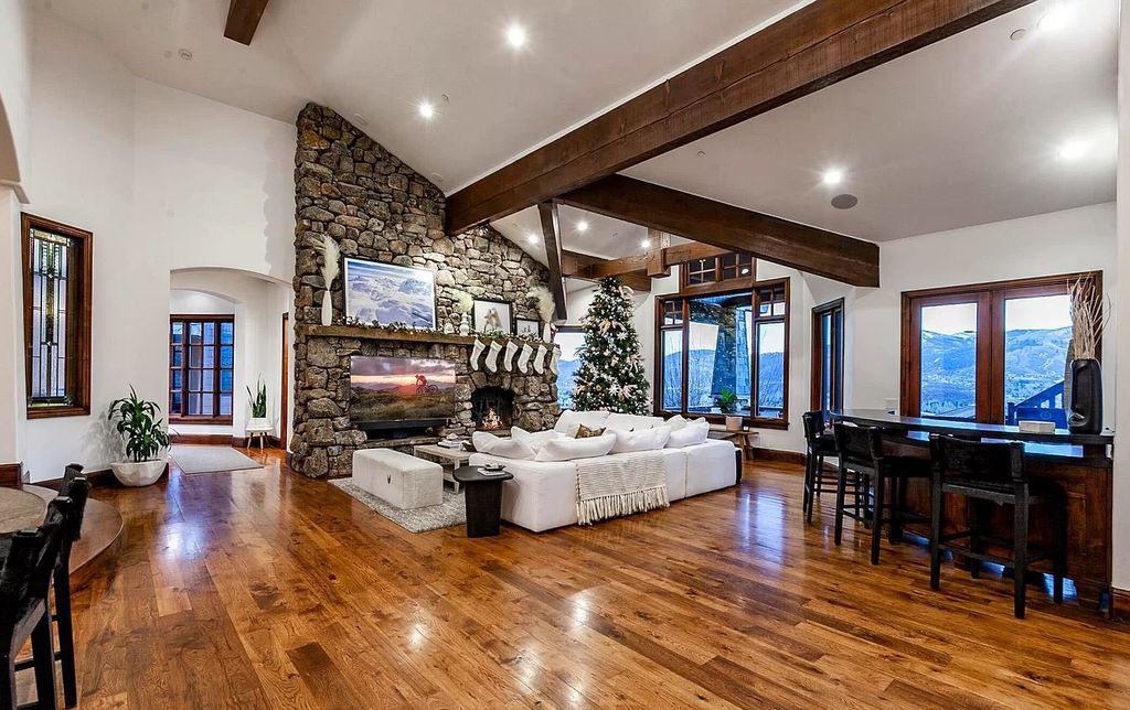 Singular and Serene Utah Masterpiece sells for $8,400,000 with world class ski run views