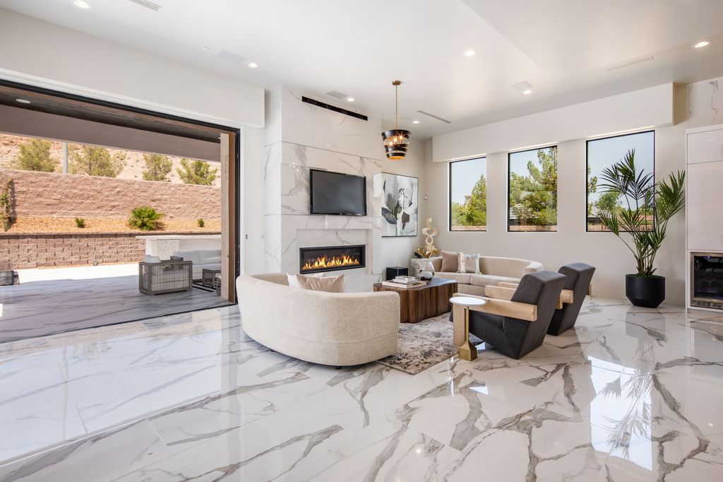 A newly completed Home in Las Vegas asking for $6,650,000 exemplifies modern elegance