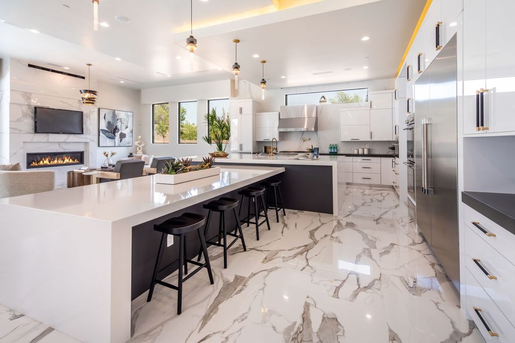 A newly completed Home in Las Vegas asking for $6,650,000 exemplifies modern elegance