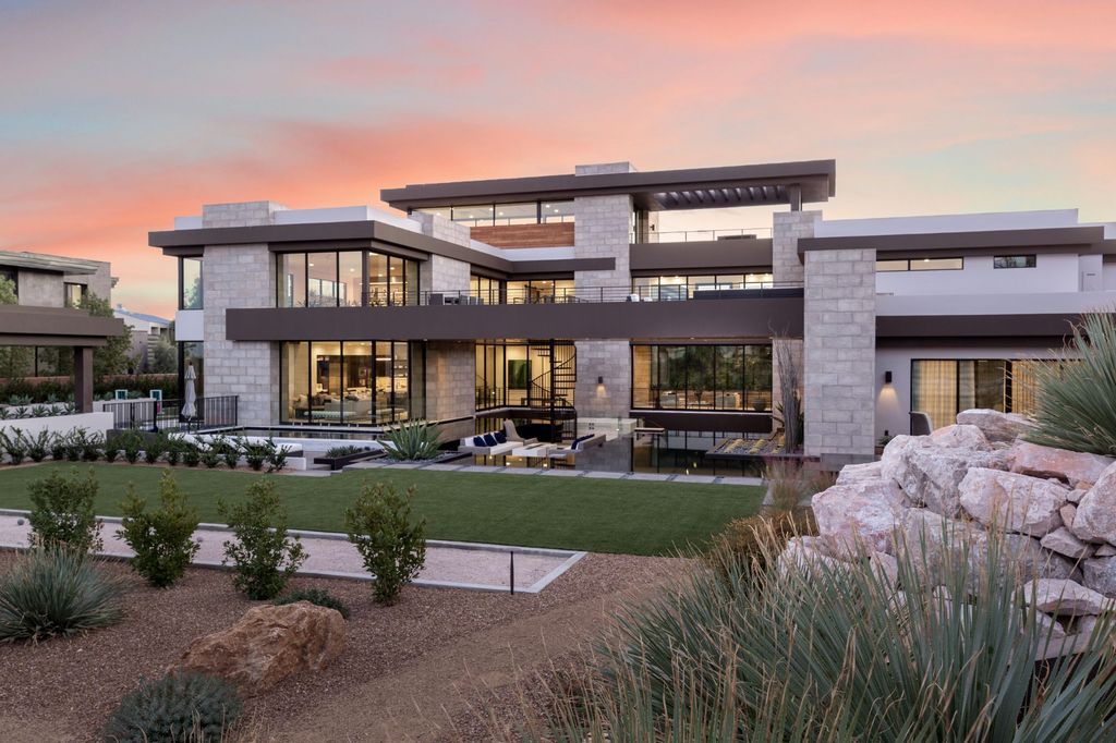 Amazing homes in Nevada sells for $13,875,000 with contemporary design elements