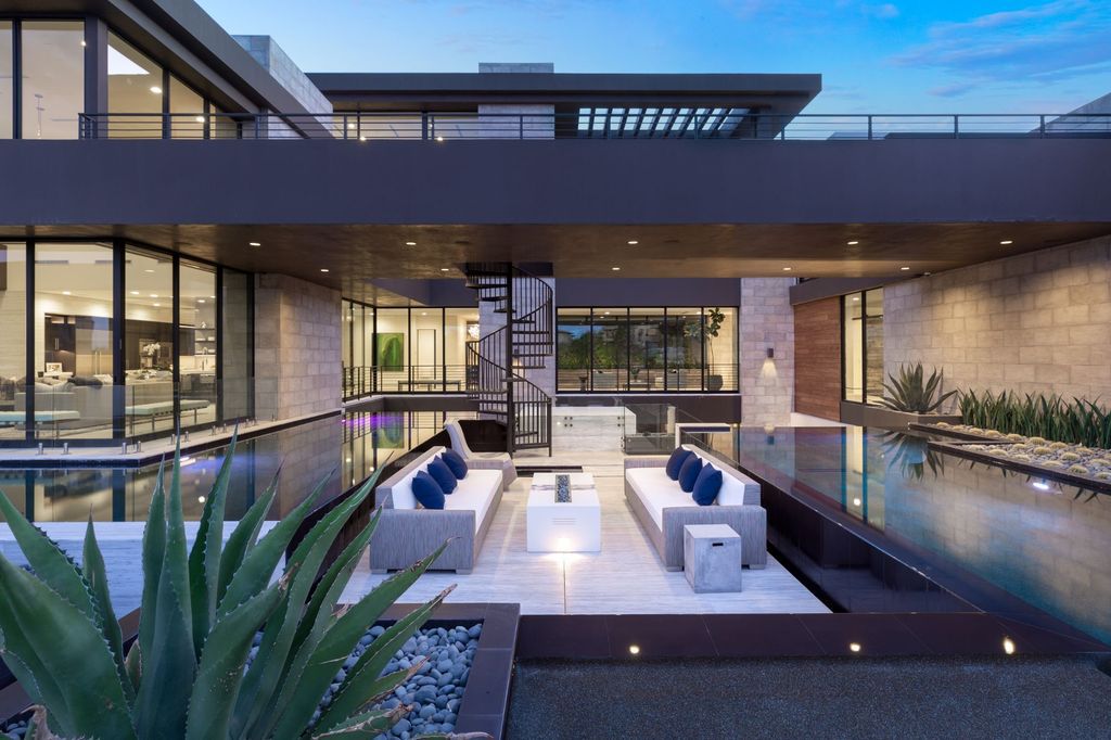 Amazing homes in Nevada sells for $13,875,000 with contemporary design elements