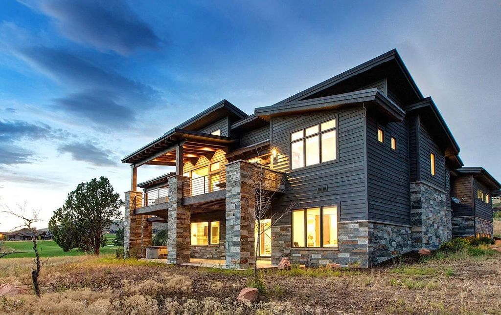 Mountain Modern Home in Utah with views of Timpanogos and the Heber Valley asks for $3,590,000