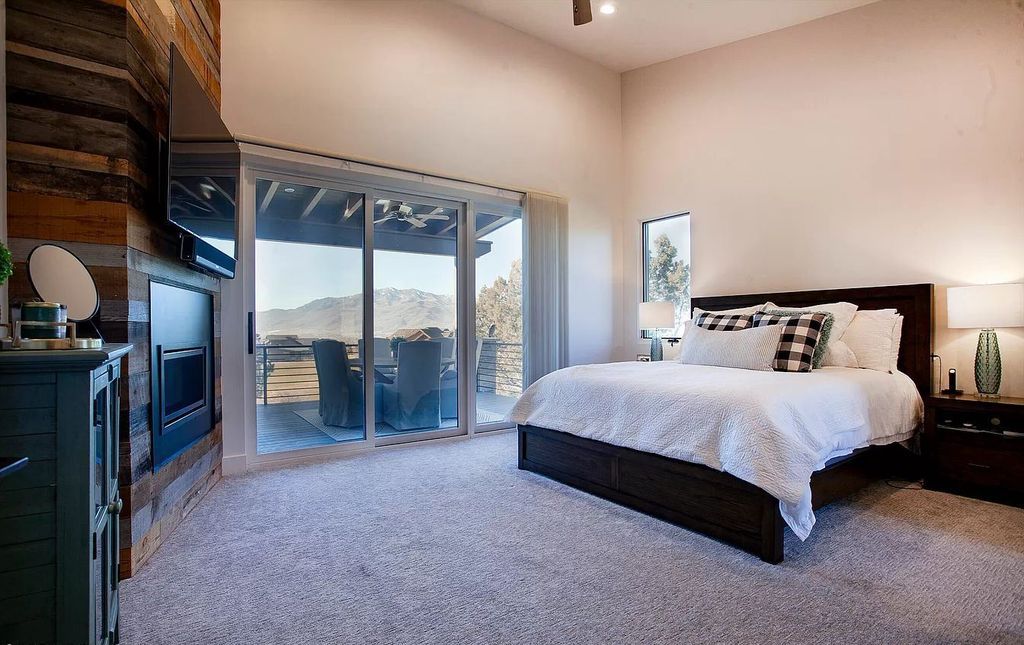Mountain Modern Home in Utah with views of Timpanogos and the Heber Valley asks for $3,590,000
