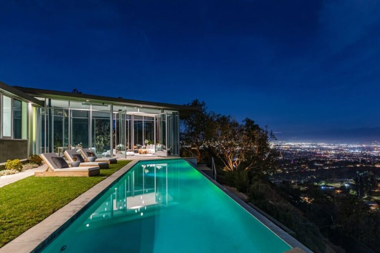 A $9,995,000 Los Angeles Hilltop Home with Explosive 360 Views Stretching from the Mountains to Glittering City Lights