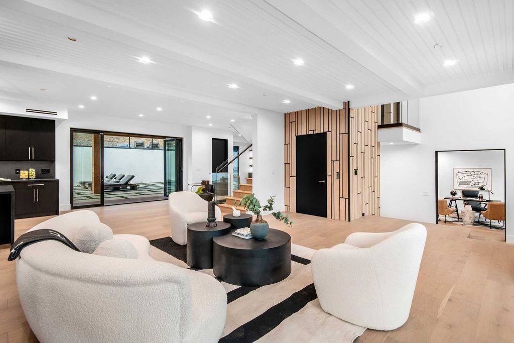 Absolutely-Stunning-Brand-New-Home-in-Bell-Canyon-features-Impeccable-Amenities-for-Sale-at-4399000-9
