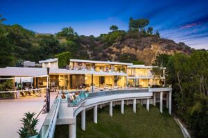 Brand New Mega Mansion in Los Angeles with Endless Views hits Market for 77000000 2