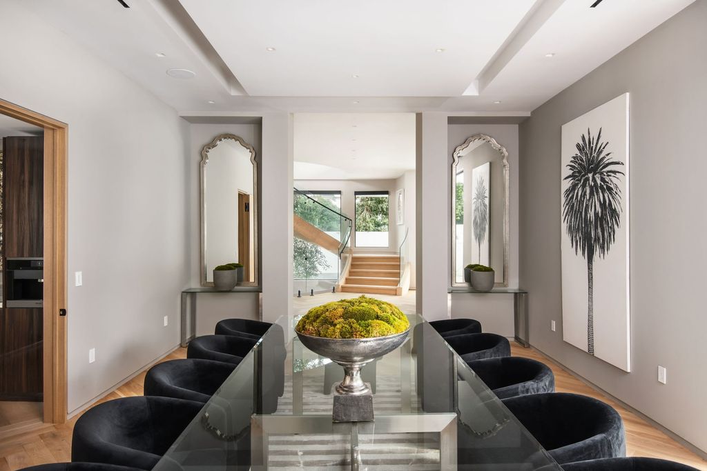 Brand-New-Modern-Home-on-one-of-the-most-Prestigious-Streets-in-Beverly-Hills-hits-Market-for-26900000-6
