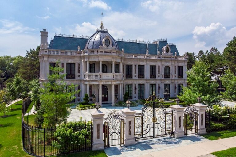 Combining Old Artisanship with 21st Century Luxury, La Belle Maison Mansion in Ontario Lists for C$17,888,000