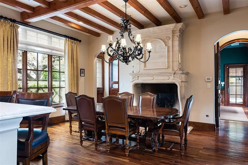 The Home in Dallas is an exceptional timeless Estate, exquisite design and enriched character built by Crescent Estates Custom Homes now available for sale. This home located at 5112 Palomar Ln, Dallas, Texas
