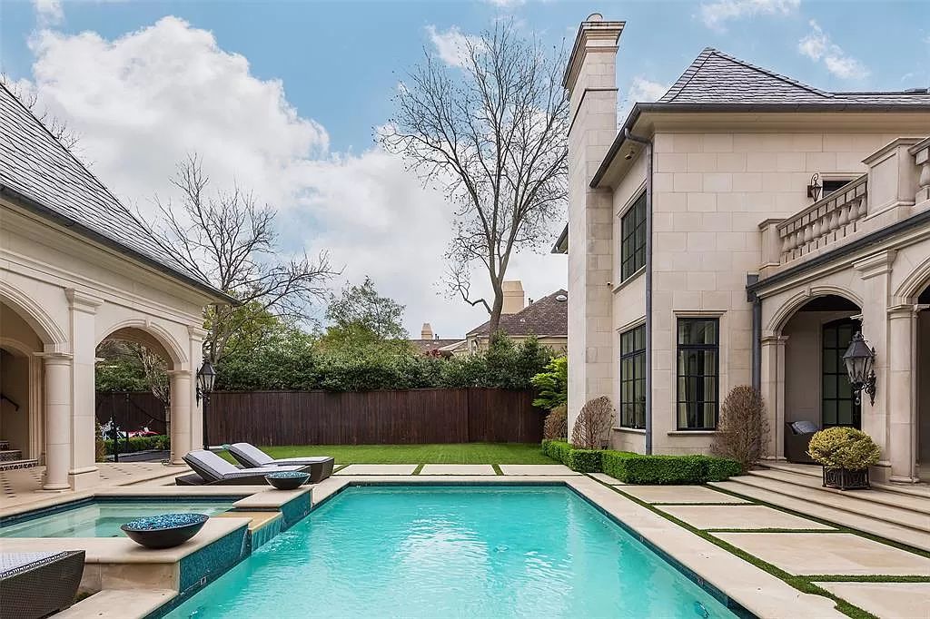 The Home in Dallas is an exceptional timeless Estate, exquisite design and enriched character built by Crescent Estates Custom Homes now available for sale. This home located at 5112 Palomar Ln, Dallas, Texas