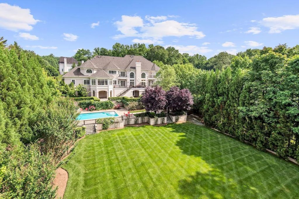 Exceptionally-Designed-Home-in-Georgia-on-Market-for-3750000-41