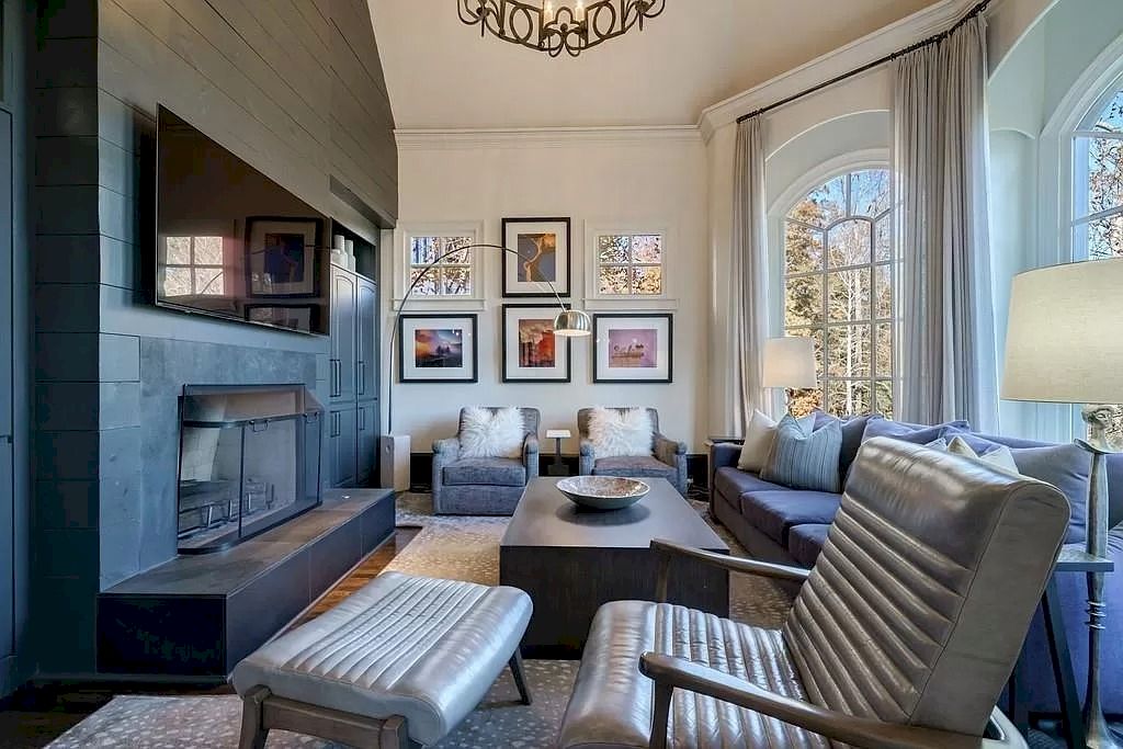 Gorgeous-European-Inspired-Home-in-Georgia-Hits-Market-for-3150000-35-1