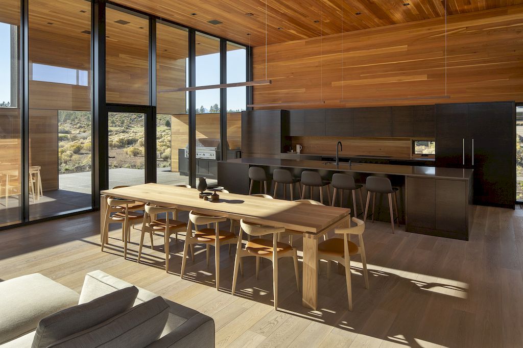 High Desert Residence in volcanic Oregon landscape by Hacker Architects