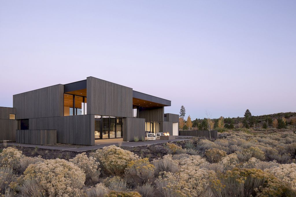 High Desert Residence in volcanic Oregon landscape by Hacker Architects