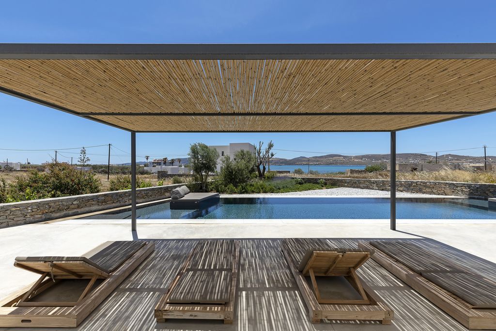 Kite house, Greek island home celebrate minimalist life by React Architects