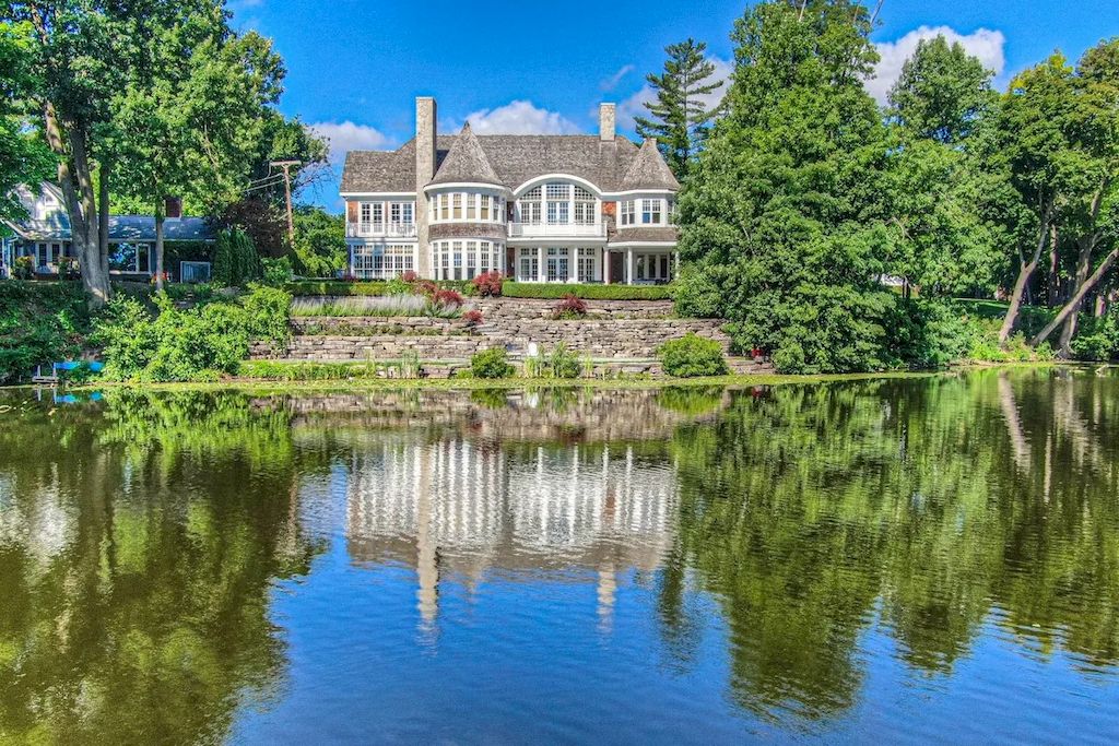 The Home in Michigan is a luxurious home with panoramic views of renowned Quarton Lake now available for sale. This home located at 220 Lake Park Dr, Birmingham, Michigan; offering 05 bedrooms and 07 bathrooms with 13,012 square feet of living spaces.