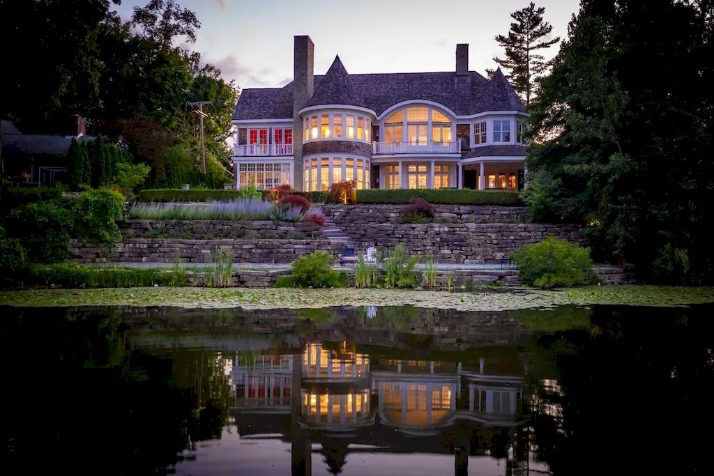 The Home in Michigan is a luxurious home with panoramic views of renowned Quarton Lake now available for sale. This home located at 220 Lake Park Dr, Birmingham, Michigan; offering 05 bedrooms and 07 bathrooms with 13,012 square feet of living spaces.