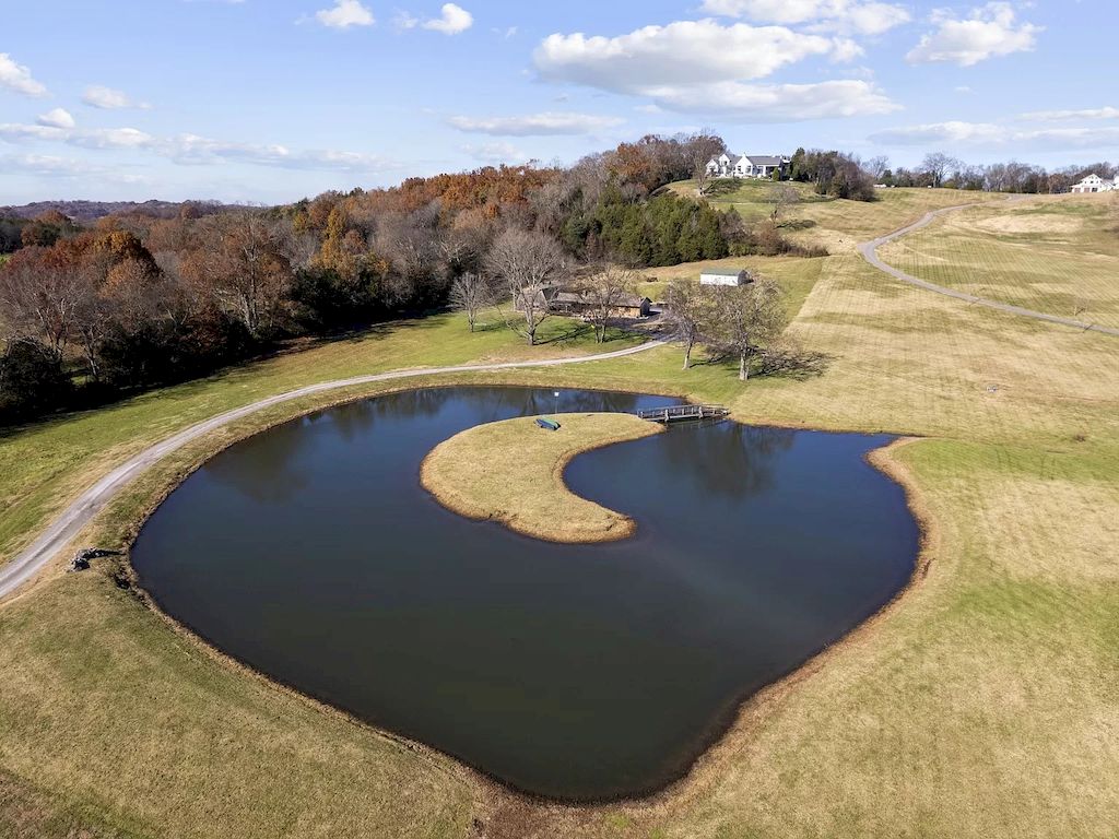 The Home in Tennessee provides luxury living with fully equipped control4 smart system now available for sale. This home located at 1888 W Harpeth Rd, Franklin, Tennessee; offering 05 bedrooms and 08 bathrooms with 7,834 square feet of living spaces.