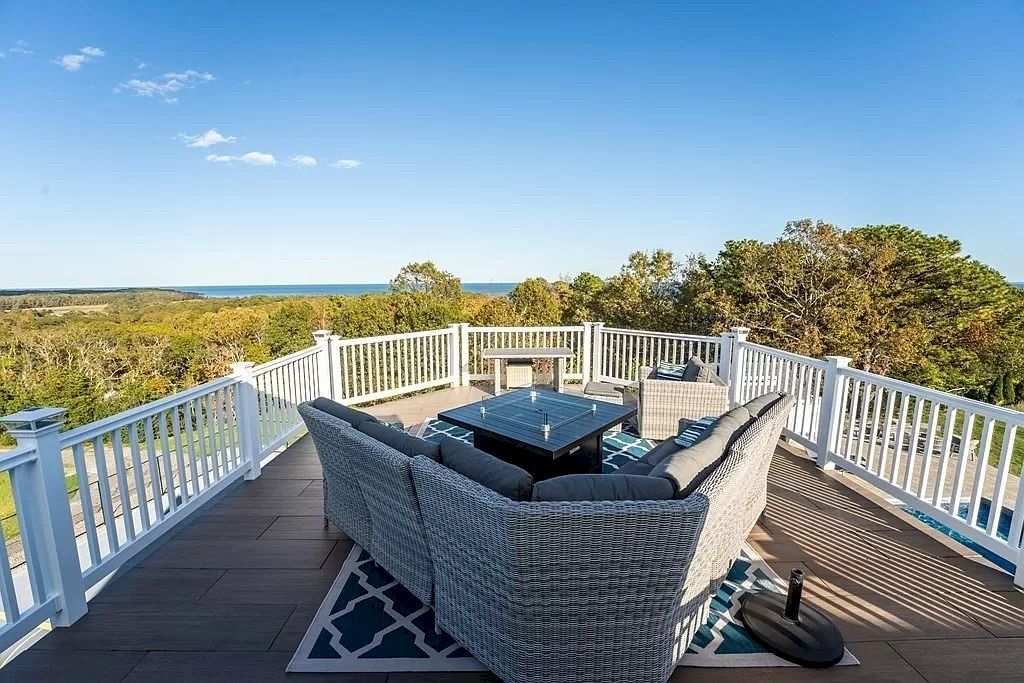 Rare-Estate-Offers-Spectacular-Views-of-Cape-Cod-Bay-Massachusetts-Listed-for-4700000-12