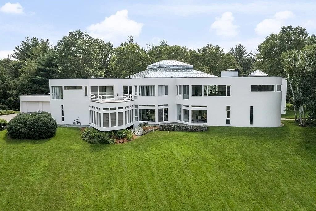 The Home in Massachusetts is a luxurious home offering large scale entertaining and comfortable living now available for sale. This home located at 201 Concord St, Carlisle, Massachusetts; offering 05 bedrooms and 08 bathrooms with 15,193 square feet of living spaces.
