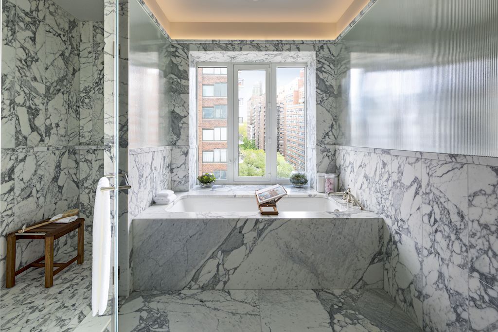 Stunning-and-High-end-Luxury-of-40-East-End-Boutique-Condo-in-New-York-33