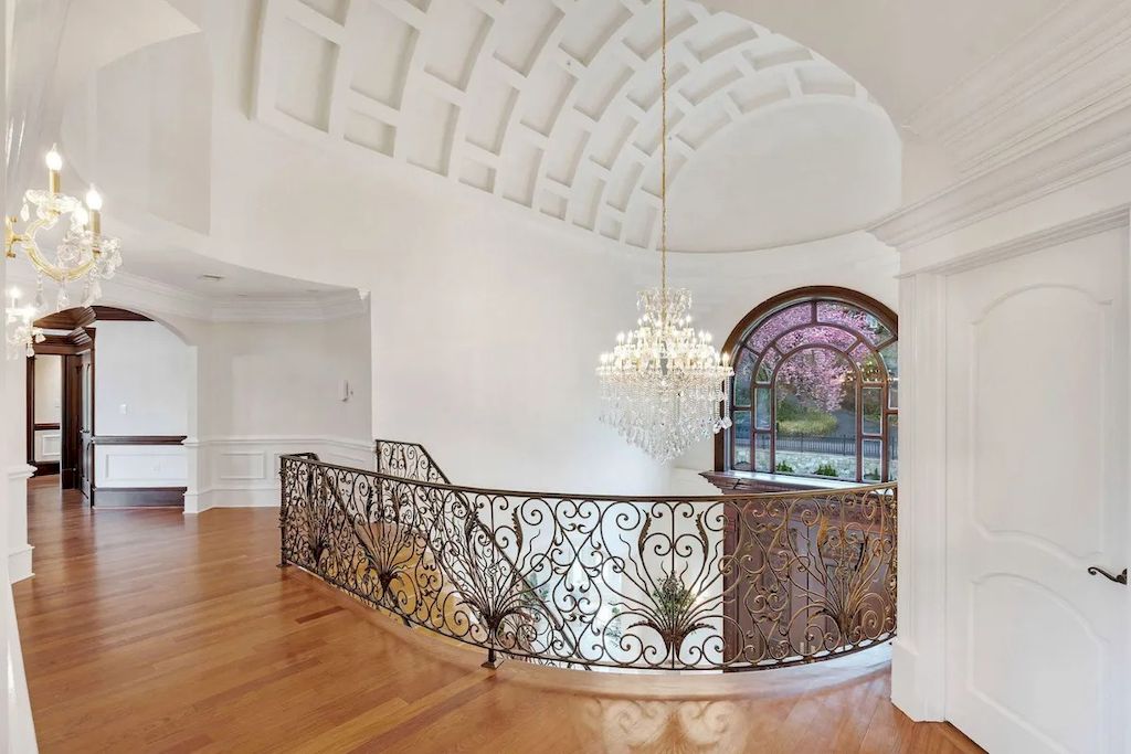 The Home in Virginia is a luxurious home built under European architecture and positioned high above the banks of the Potomac River now available for sale. This home located at 612 Rivercrest Dr, McLean, Virginia; offering 05 bedrooms and 11 bathrooms with 16,000 square feet of living spaces. 