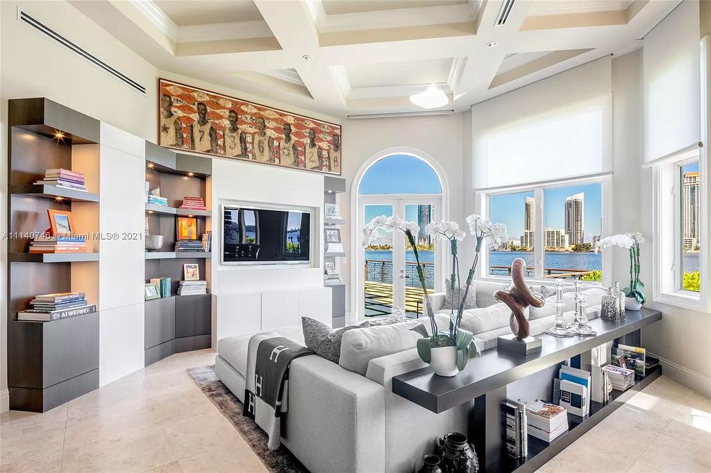 This-12495000-North-Miami-Beach-Home-features-Sophisticated-Island-Living-25