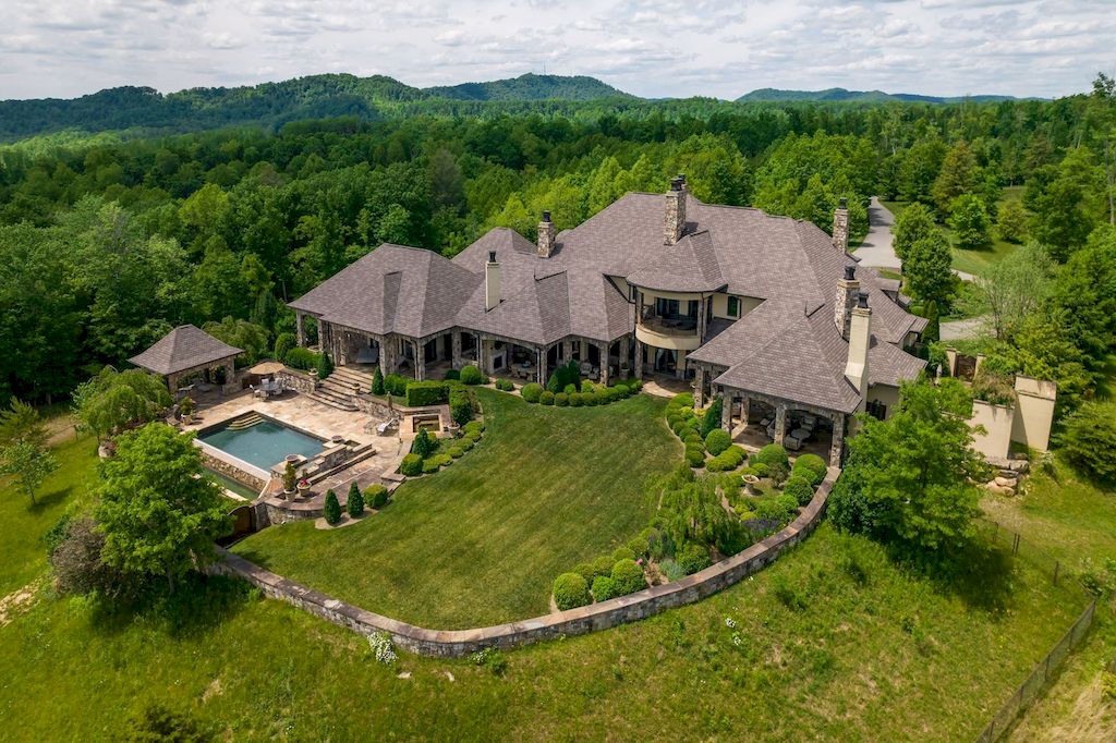 The Home in West Virginia is a luxurious home that you've dreamed of now available for sale. This home located at 4428 Irish Heights Dr, Summersville, West Virginia; offering 05 bedrooms and 09 bathrooms with 9,846 square feet of living spaces.