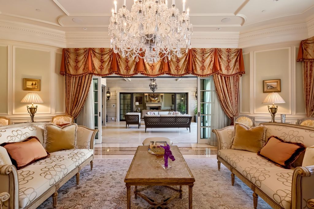 The Mansion in Beverly Hills is a palatial Italian manor with perfect blend of elegant design, flawless artistry and sumptuous comfort now available for sale. This home located at 1006 N Roxbury Dr, Beverly Hills, California