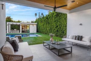 $4.695M Home in Los Angeles has a Large Backyard Perfect for Relaxing