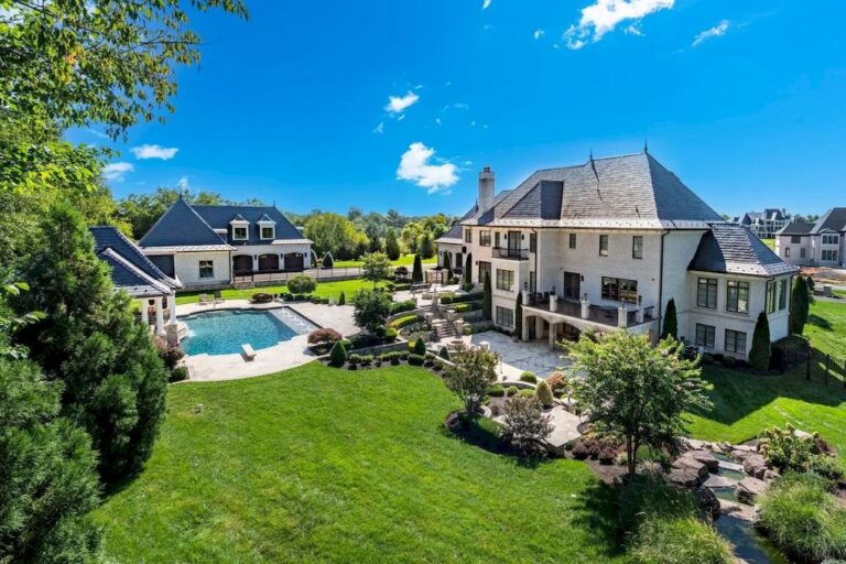 This $6,775,000 Distinguished French Provincial Estate Conveys a Truly Resort-like Life in Virginia