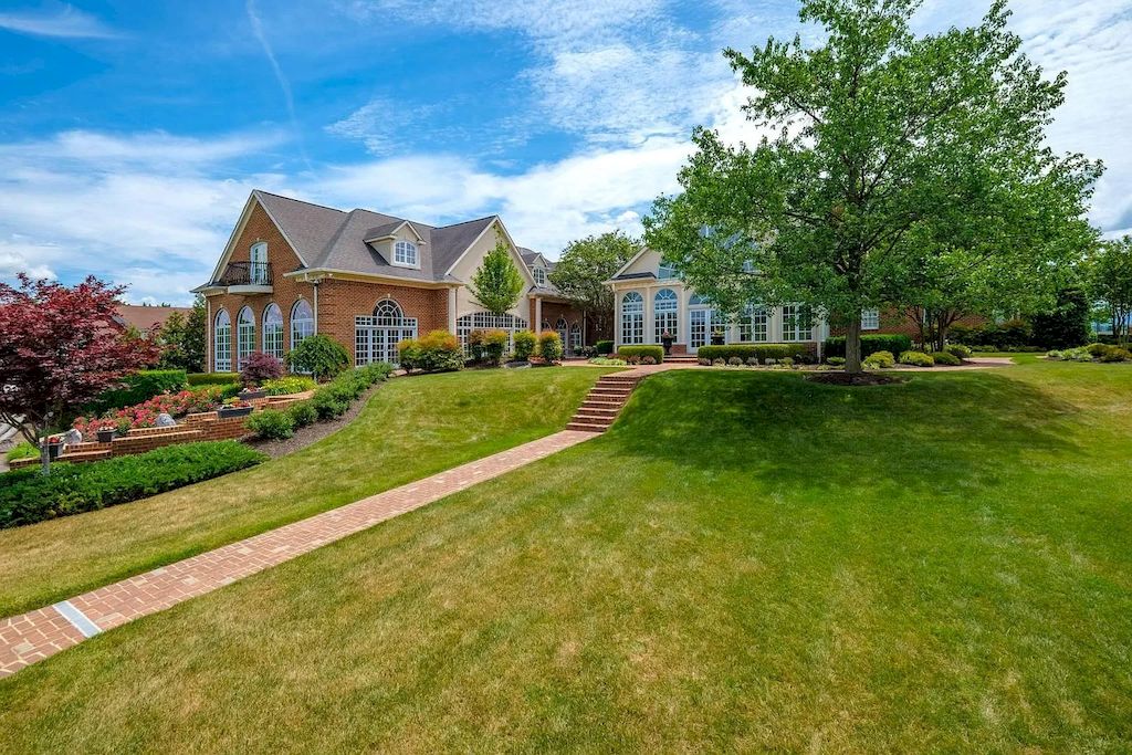 This-6995000-Exceptional-Home-Offers-All-Exquisite-Details-in-Virginia-31