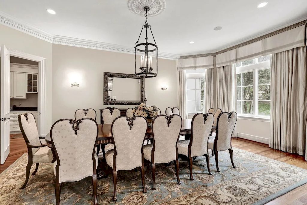 The Home in Virginia is a luxurious home designed for entertaining on a grand scalenow available for sale. This home located at 886 Chinquapin Rd, McLean, Virginia; offering 08 bedrooms and 10 bathrooms with 17,743 square feet of living spaces.