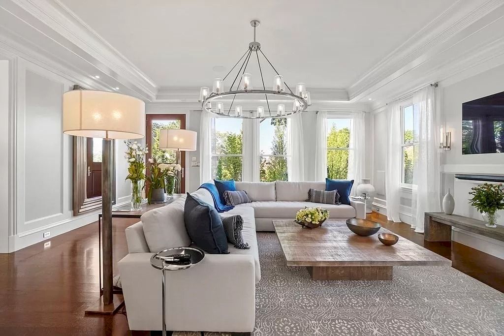 The Home in Massachusetts is a luxurious home which is not only ideal for urban life but also great for outdoor experience now available for sale. This home located at 59 High St, Brookline, Massachusetts; offering 07 bedrooms and 08 bathrooms with 7,450 square feet of living spaces.