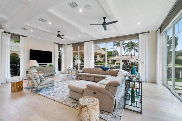 $9.25M Waterfront Home in Boca Raton is Perfect for Boating Enthusiasts