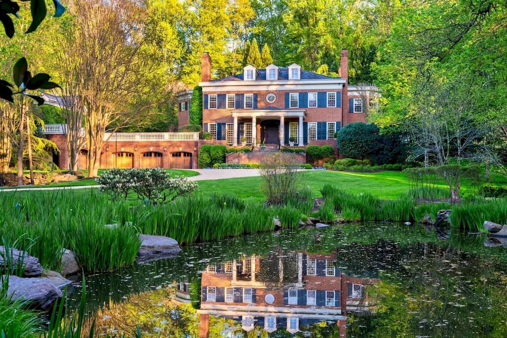 Tremendous-and-Noteworthy-Residence-in-Virginia-on-Market-for-14700000-43