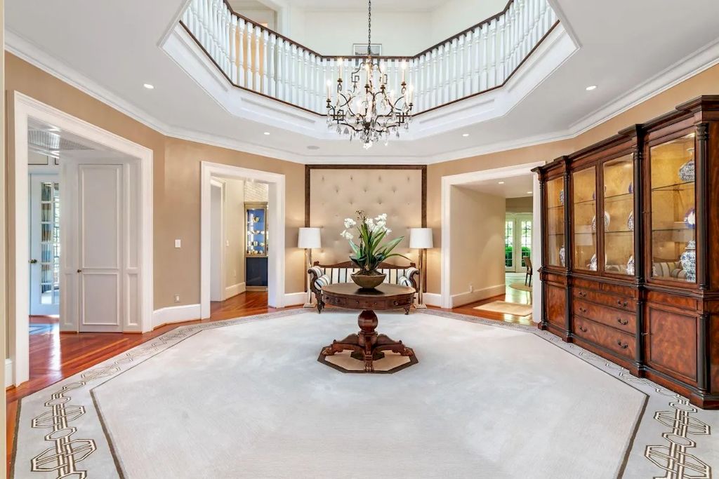 The Home in Virginia is a luxurious home offering every modern-day convenience with significant renovations now available for sale. This home located at 6827 Sorrel St, McLean, Virginia; offering 08 bedrooms and 12 bathrooms with 14,900 square feet of living spaces.