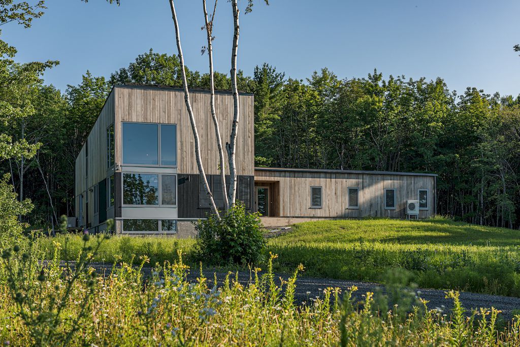 Two Rocks House, a warm and comfortable passive House by Habit Studio