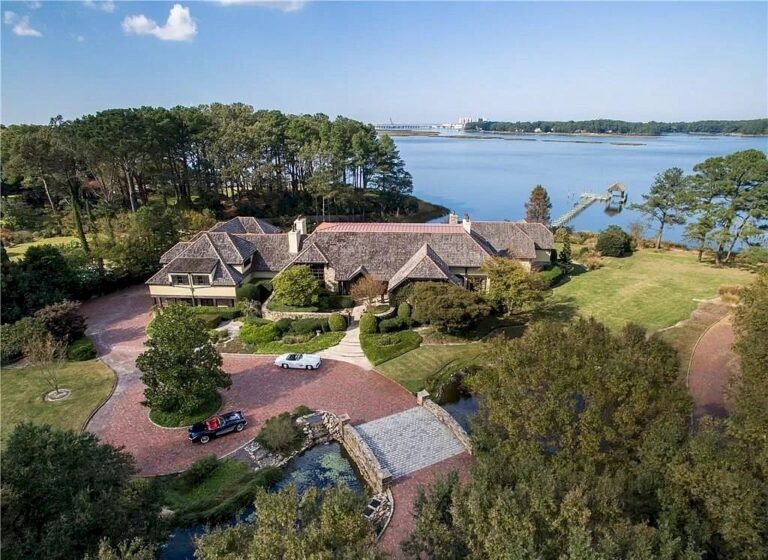 Waterfront Home in Virginia Hits Market for $6,150,000