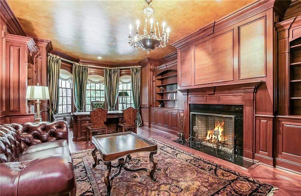 Class Home in New York as a picture of perfection hits Market for $4,495,000