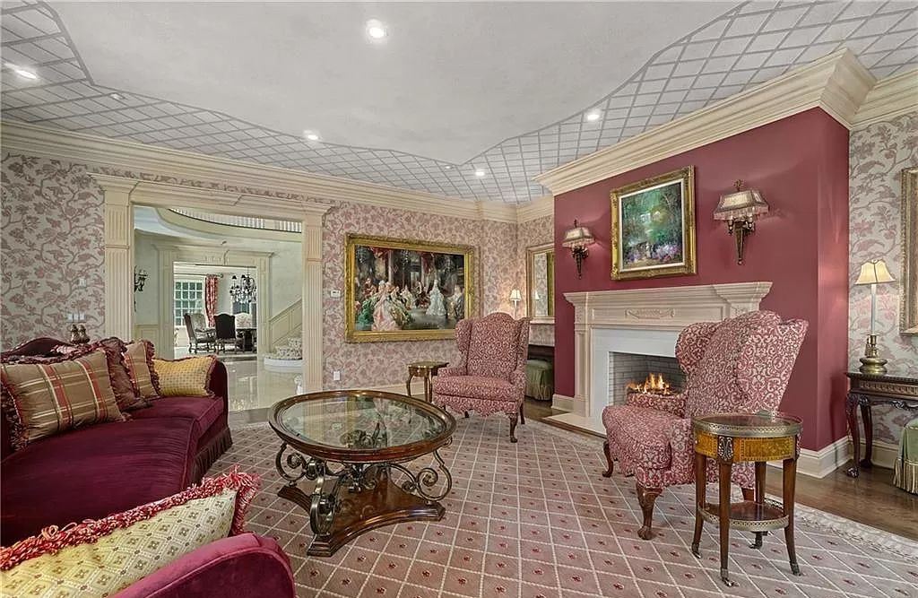 Class Home in New York as a picture of perfection hits Market for $4,495,000