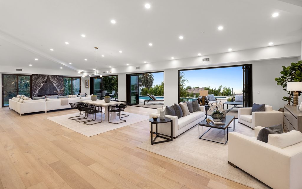 The Home in Palos Verdes Estates with meticulously designed open floor plan offers seamless indoor outdoor living throughout now available for sale. This house located at 905 Via Del Monte, Palos Verdes Estates, California