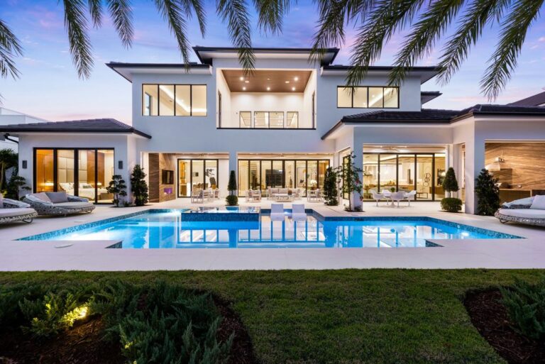 $8,995,000 Brand New Home in Fort Lauderdale with Stunning Dramatically Open Fairway Views