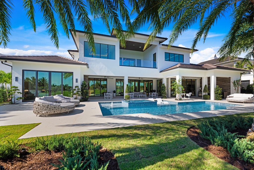 The Home in Fort Lauderdale is a recently completed brand new custom construction with no detail or budget spared now available for sale. This house located at 4028 Country Club Ln, Fort Lauderdale, Florida