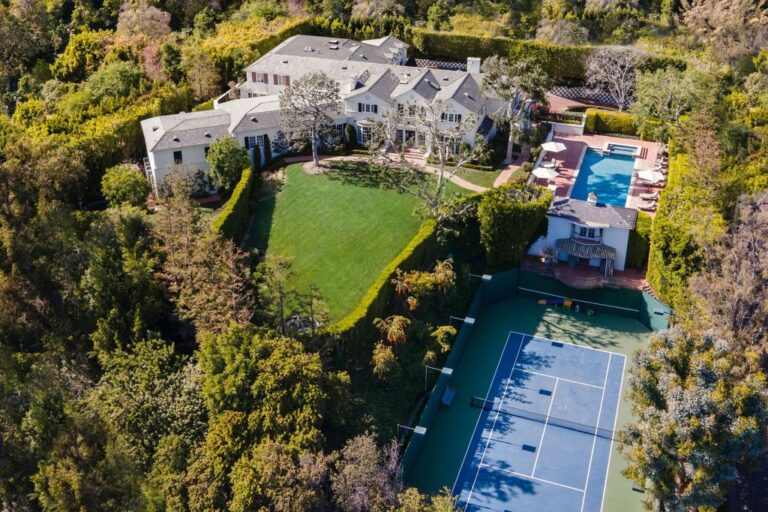 $44,000,000 Mega Mansion With First Class Craftsmanship In Los Angeles