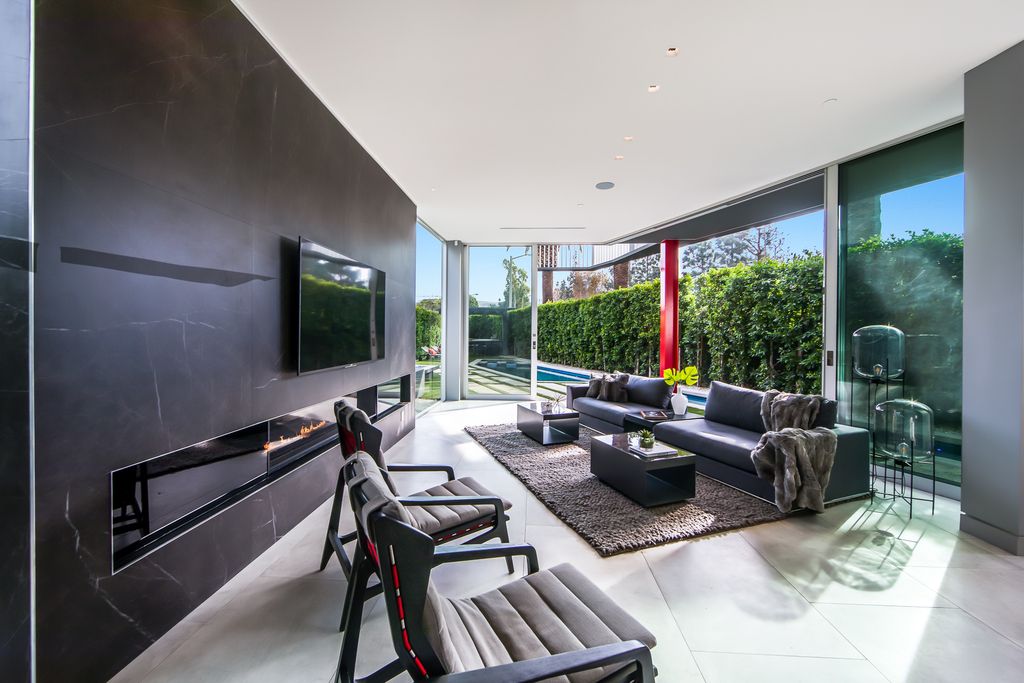 An-Exquisite-Urban-Architectural-Home-in-West-Hollywood-for-Sale-at-6475000-15