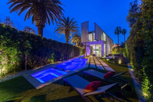 An Exquisite Urban Architectural Home in West Hollywood for Sale at $6,475,000