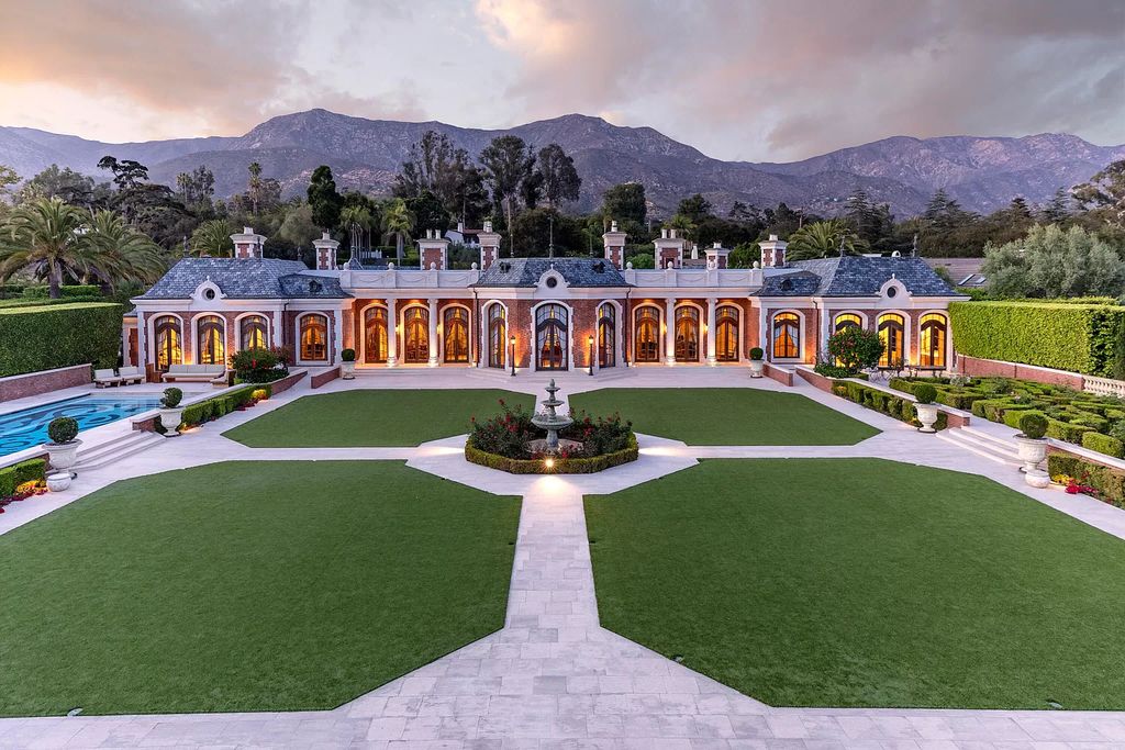 The Villa in Santa Barbara is an arguably the largest and most private estate in Birnam Wood now available for sale. This home located at 1917 Boundary Dr, Santa Barbara, California