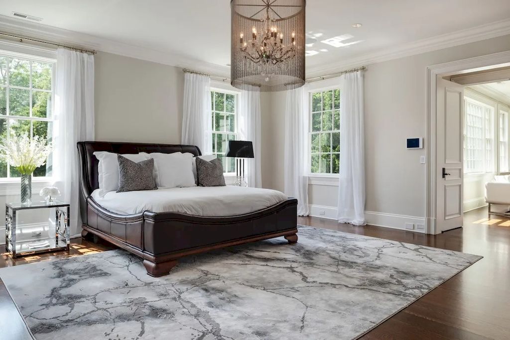 The Home in Connecticut is a luxurious home featuring classic architecture and elegant living spaces now available for sale. This home located at 28 Brynwood Ln, Greenwich, Connecticut; offering 07 bedrooms and 10 bathrooms with 16,800 square feet of living spaces.