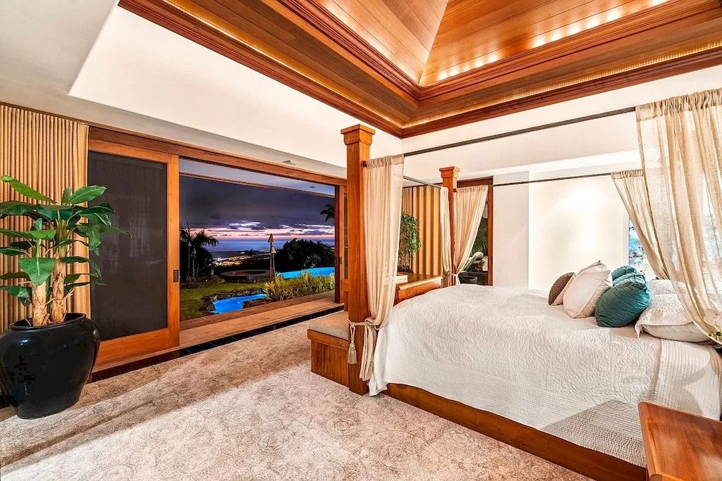 The Home in Hawaii is a luxurious home with breathtaking panoramic views of the Kona coastline and endless ocean now available for sale. This home located at 75-5710 Mamalahoa Hwy, Holualoa, Hawaii; offering 03 bedrooms and 06 bathrooms with 5,391 square feet of living spaces. 